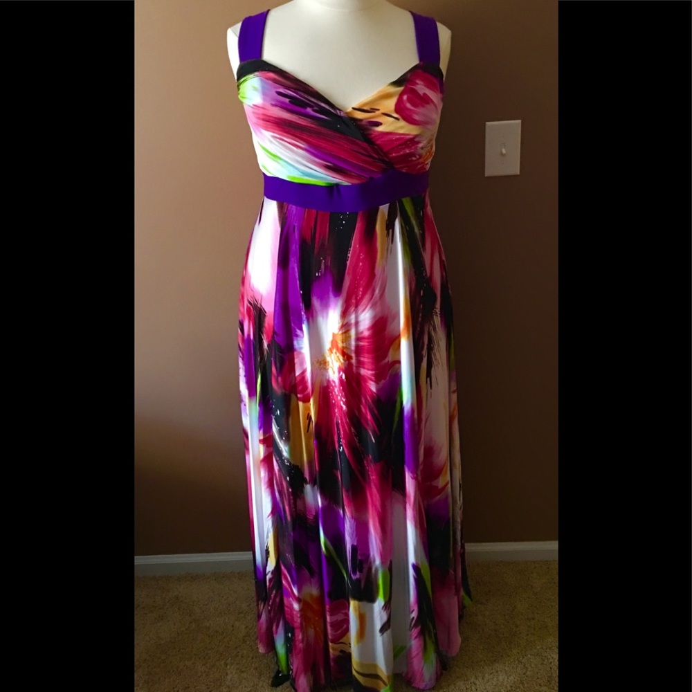 IGIGI SZ 14/16W Multicolor Gown